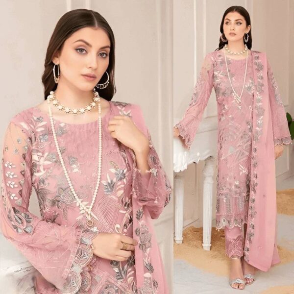 Elegant Light Pink Georgette Pakistani Salwar Kameez – Fine Thread Work Adorning the Full Dress