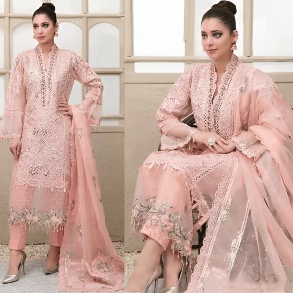 Exquisite Light Pink Georgette Pakistani Salwar Kameez – Intricate Thread Work on Neck and Chest